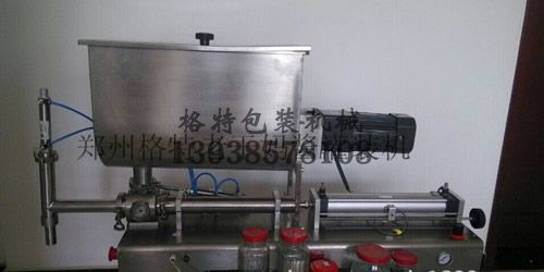 氣動濃醬臥式攪拌灌裝機 GT-RY-JW