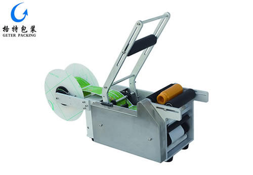 手動圓瓶貼標機GTD-TBS型