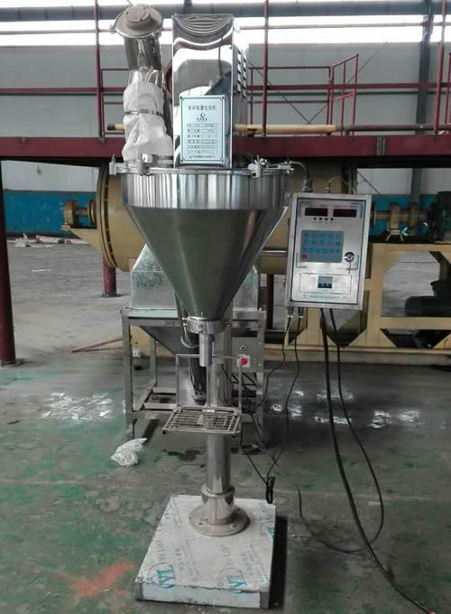 客戶粉劑包裝機生產現場